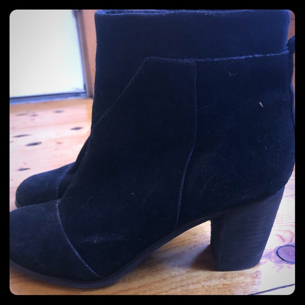 Black Toms heeled booties
